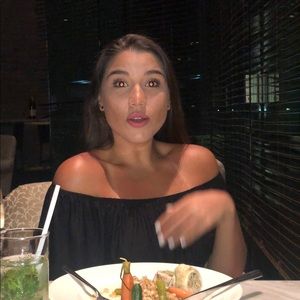 Meet your Posher, Yenifer